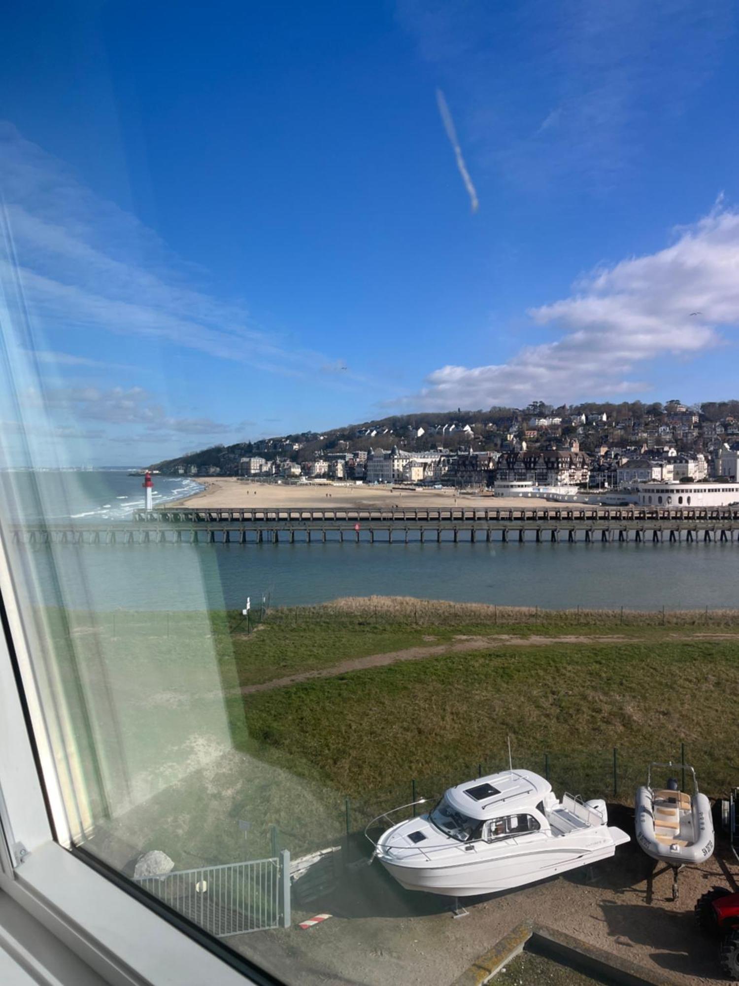 Mon Balcon Face A La Mer - Les Marinas Deauville Eksteriør billede